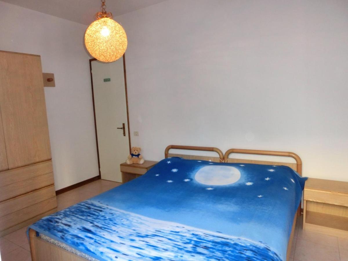Nice Two-Bedroom Apartment 150M From The Beach 비비오네 외부 사진