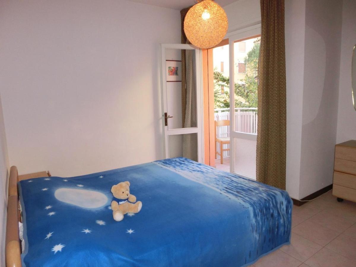 Nice Two-Bedroom Apartment 150M From The Beach 비비오네 외부 사진